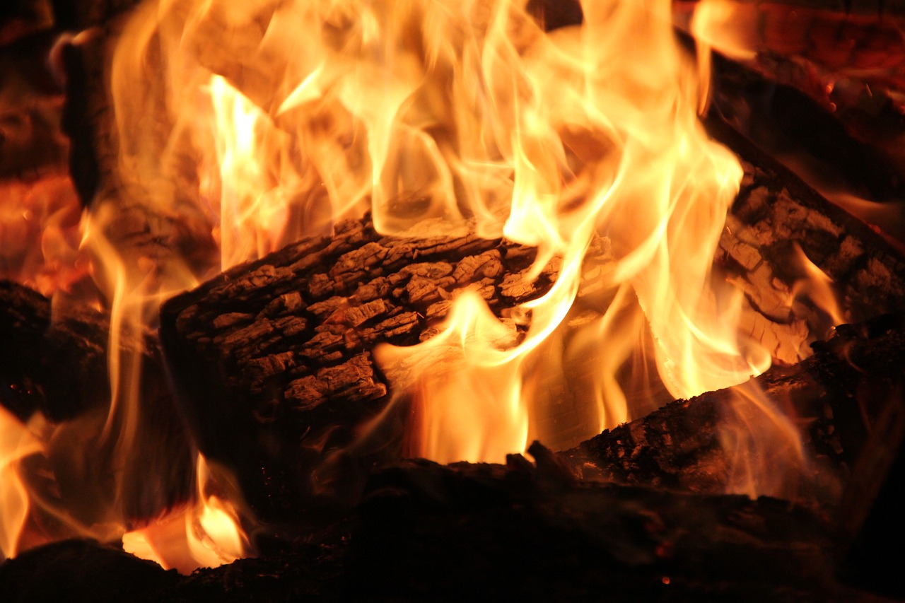 Expert Fireplace Cleaning in Hamtramck, MI Professional Fireplace Cleaning Services In Hamtramck Michigan